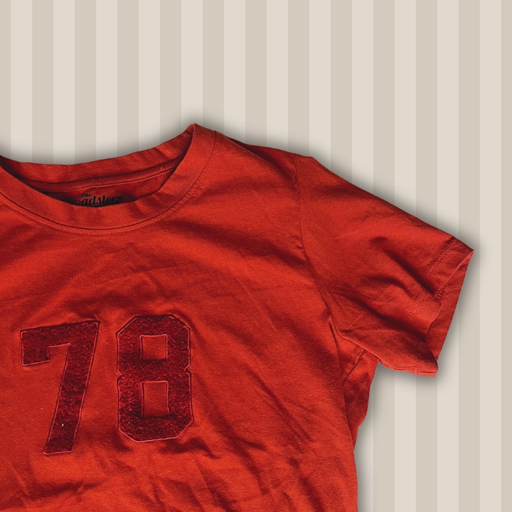 The Roadster sporty baby tee in terracotta